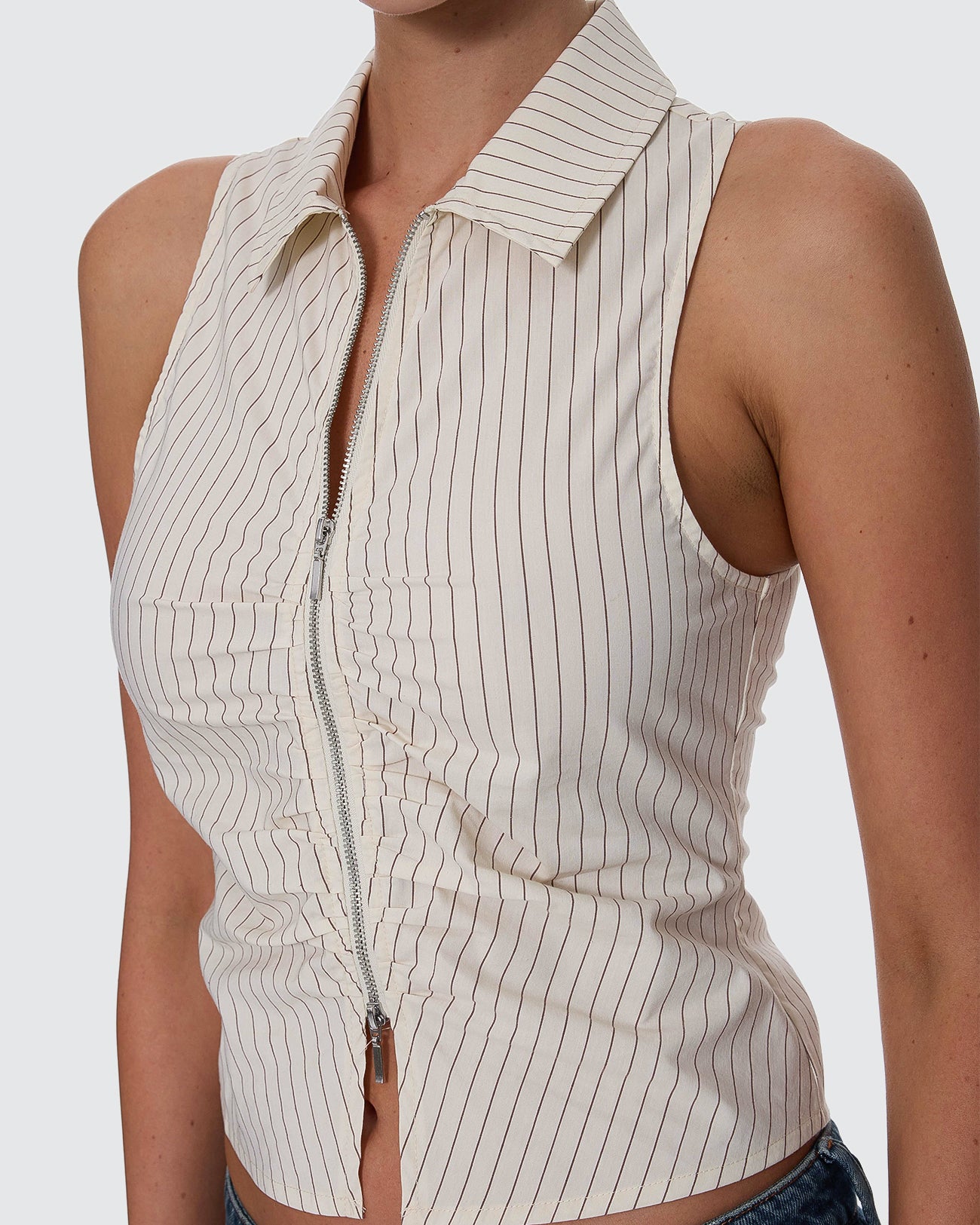 Andy Zip Sleeveless Shirt