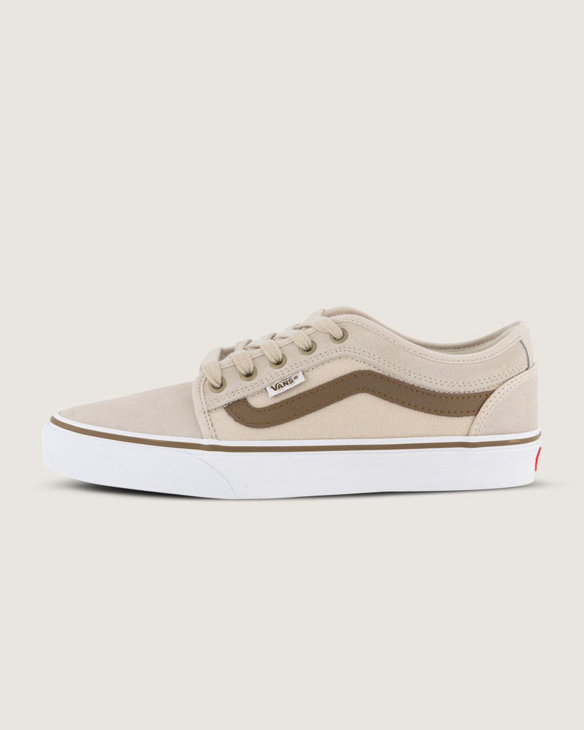 Skate Chukka Low Sidestripe Shoe