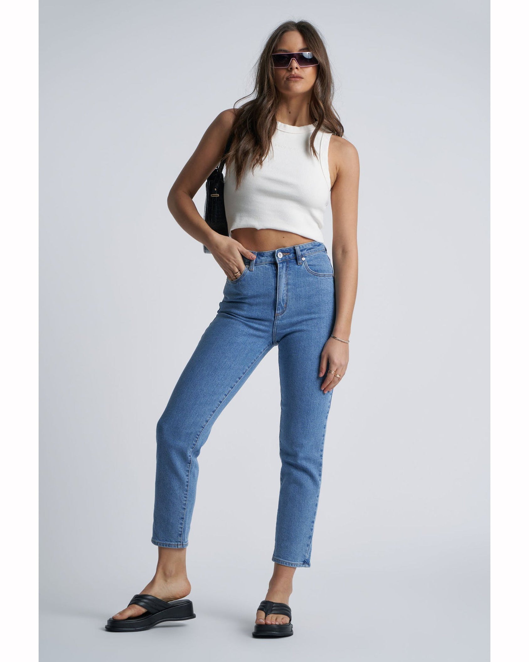 A 94 High Slim Jean