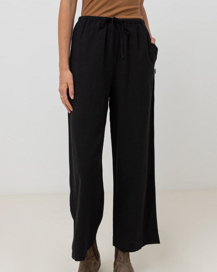 Classic Drawstring Pant