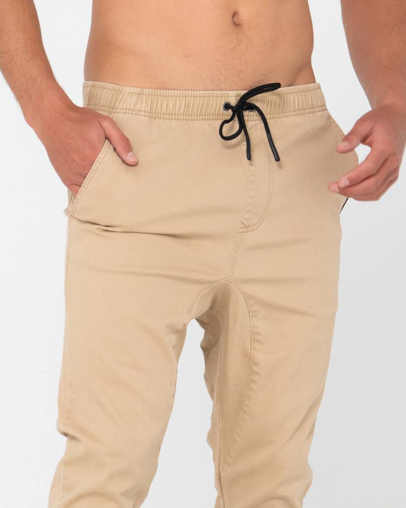 Hook Out Elastic Pant